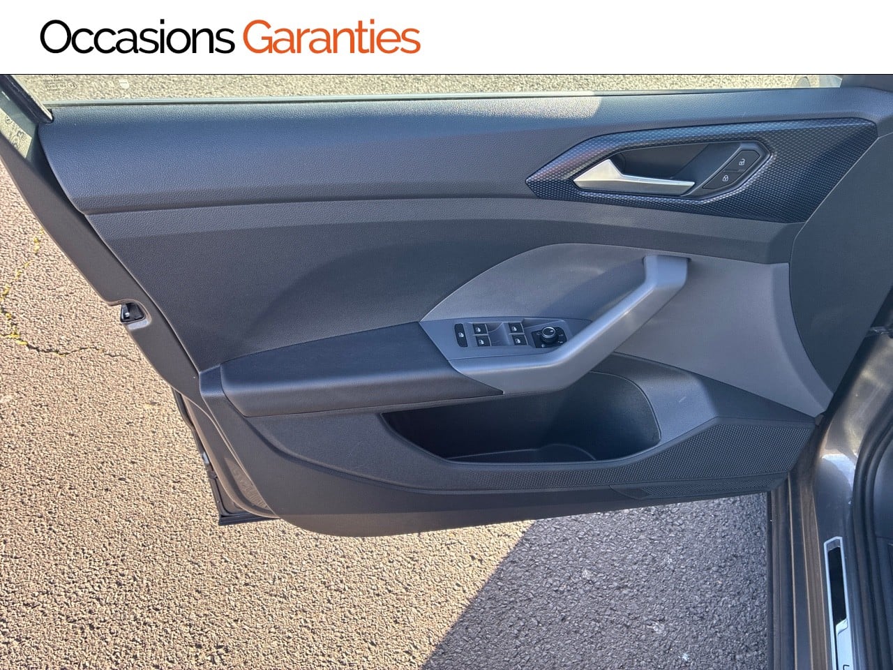 Voitures occasions VOLKSWAGEN T-CROSS United Clermont-Ferrand