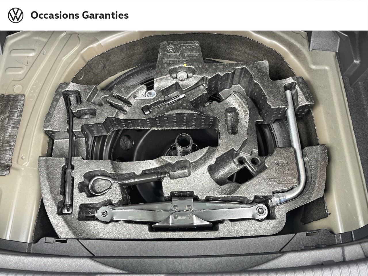 Voitures occasions VOLKSWAGEN T-CROSS R-Line Tech Orvault