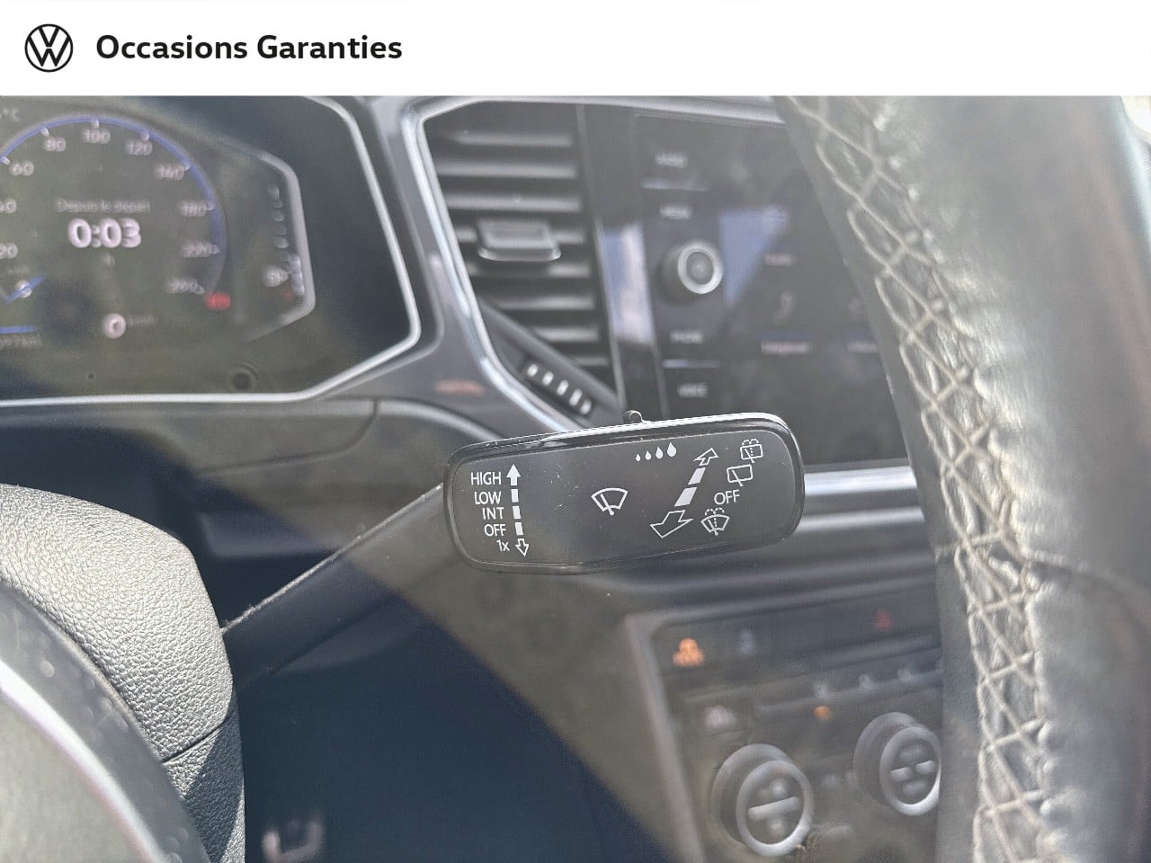 Voitures occasions VOLKSWAGEN T-ROC R-Line Villemomble
