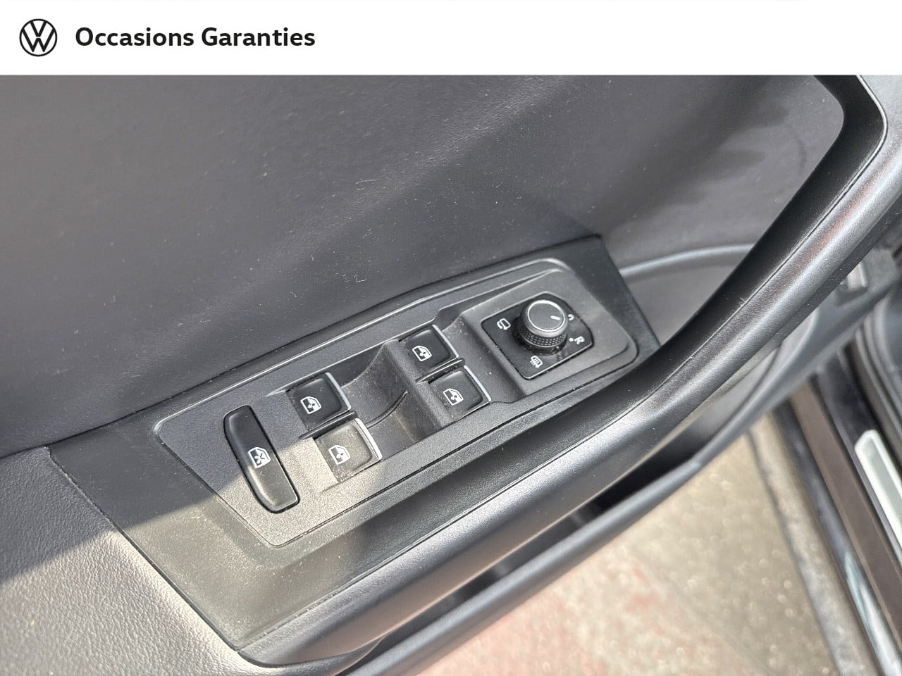 Voitures occasions VOLKSWAGEN T-ROC R-Line Villemomble