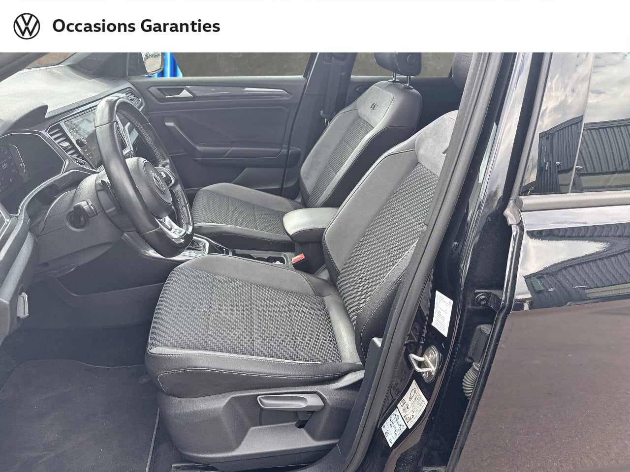 Voitures occasions VOLKSWAGEN T-ROC R-Line Villemomble