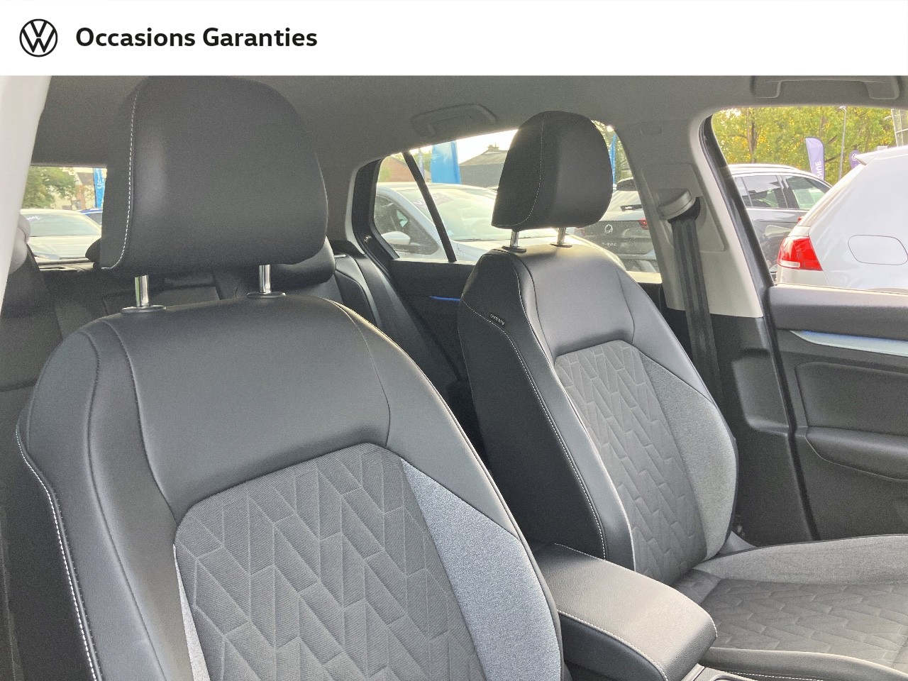 Voitures occasions VOLKSWAGEN GOLF Style Villeneuve-d'Ascq