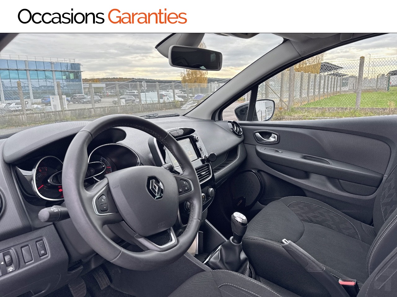 Voitures occasions RENAULT CLIO Limited Villers-Cotterêts