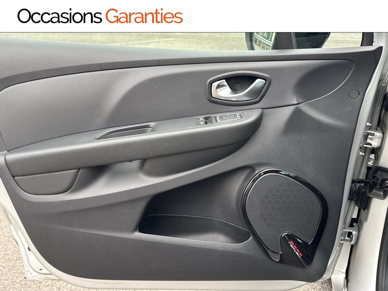 Voitures occasions RENAULT CLIO Limited Villers-Cotterêts