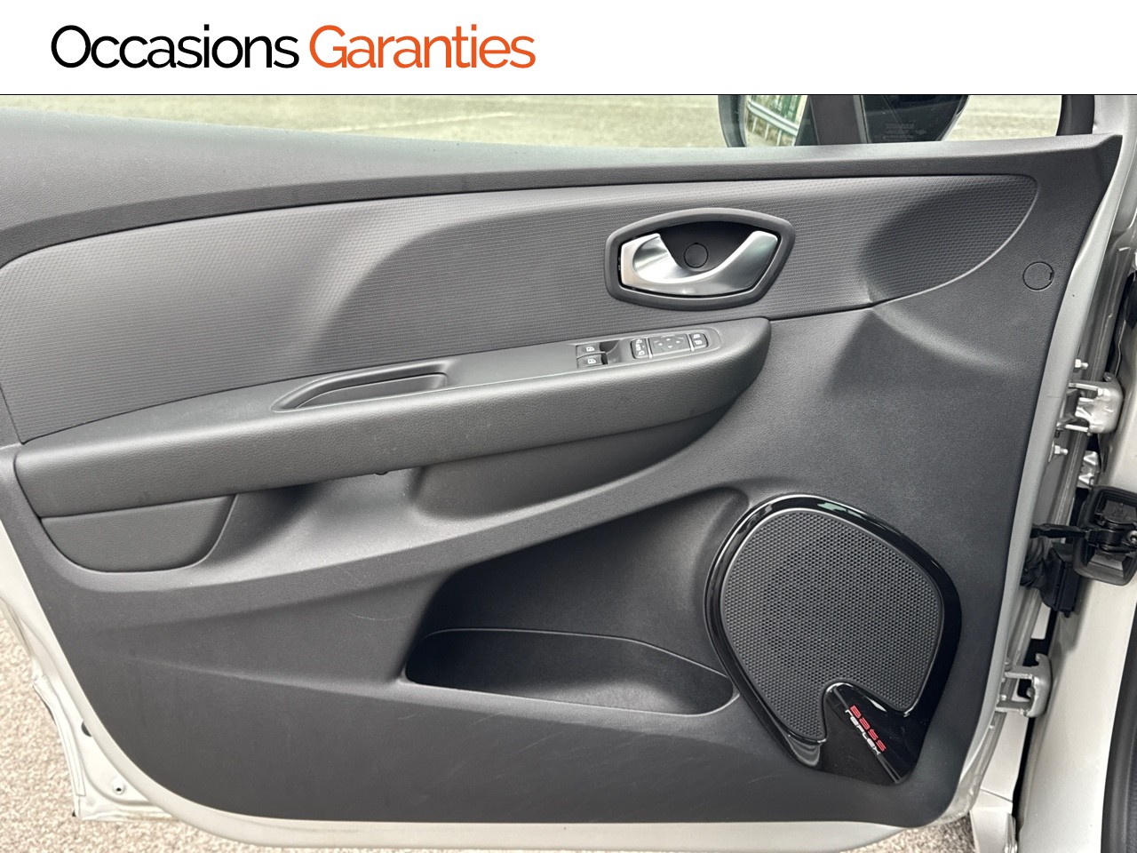 Voitures occasions RENAULT CLIO Limited Villers-Cotterêts