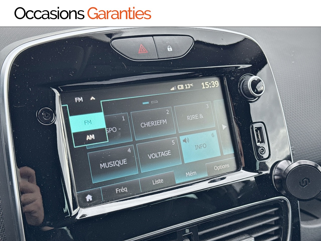 Voitures occasions RENAULT CLIO Limited Villers-Cotterêts