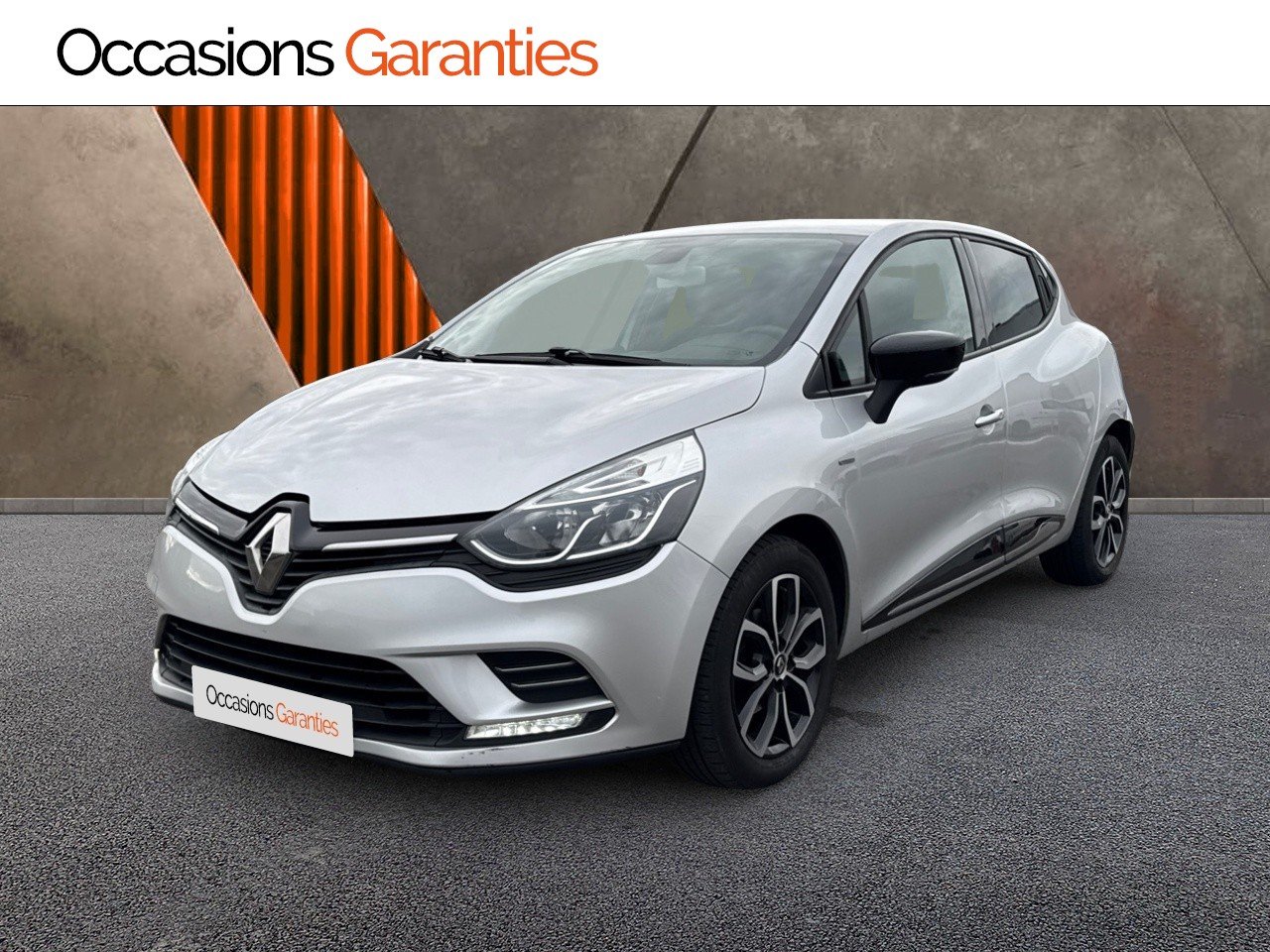 Voitures occasions RENAULT CLIO Limited Villers-Cotterêts
