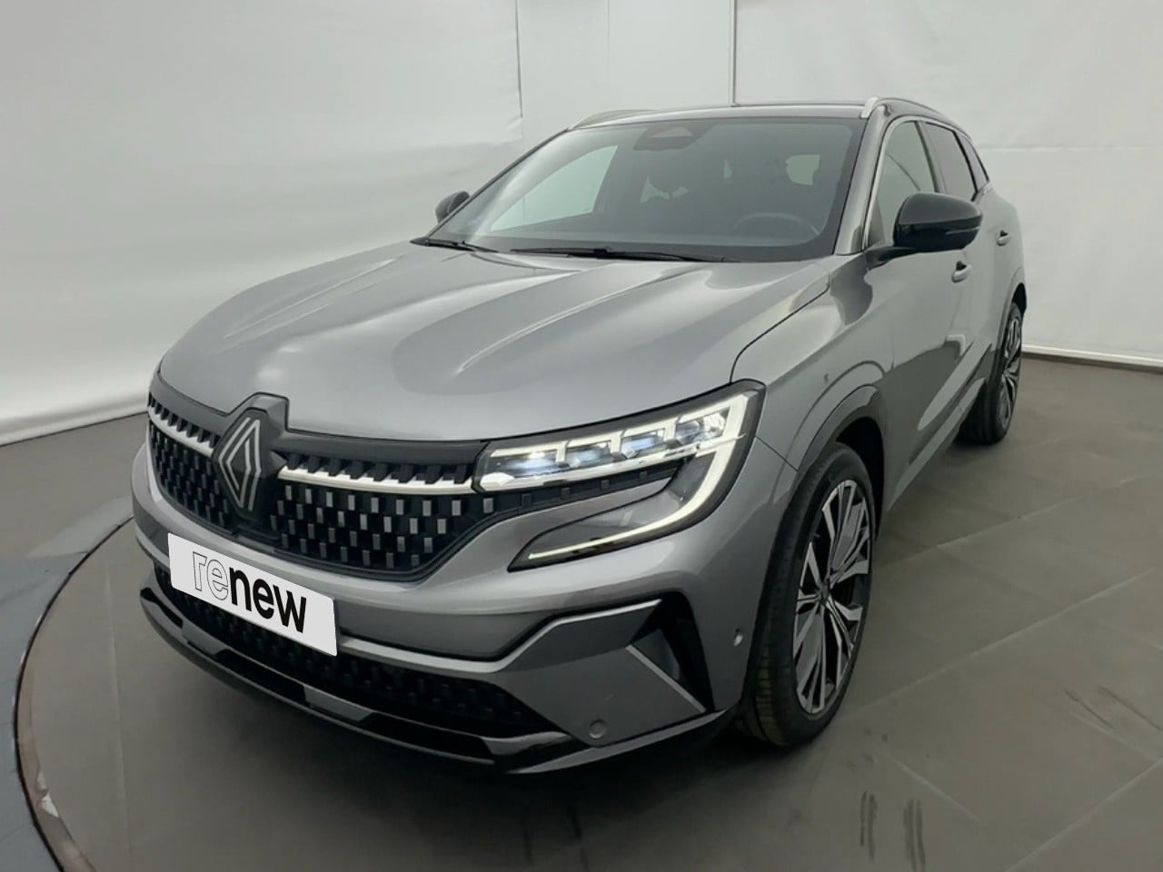 1.2 E-Tech full hybrid 200ch Iconic