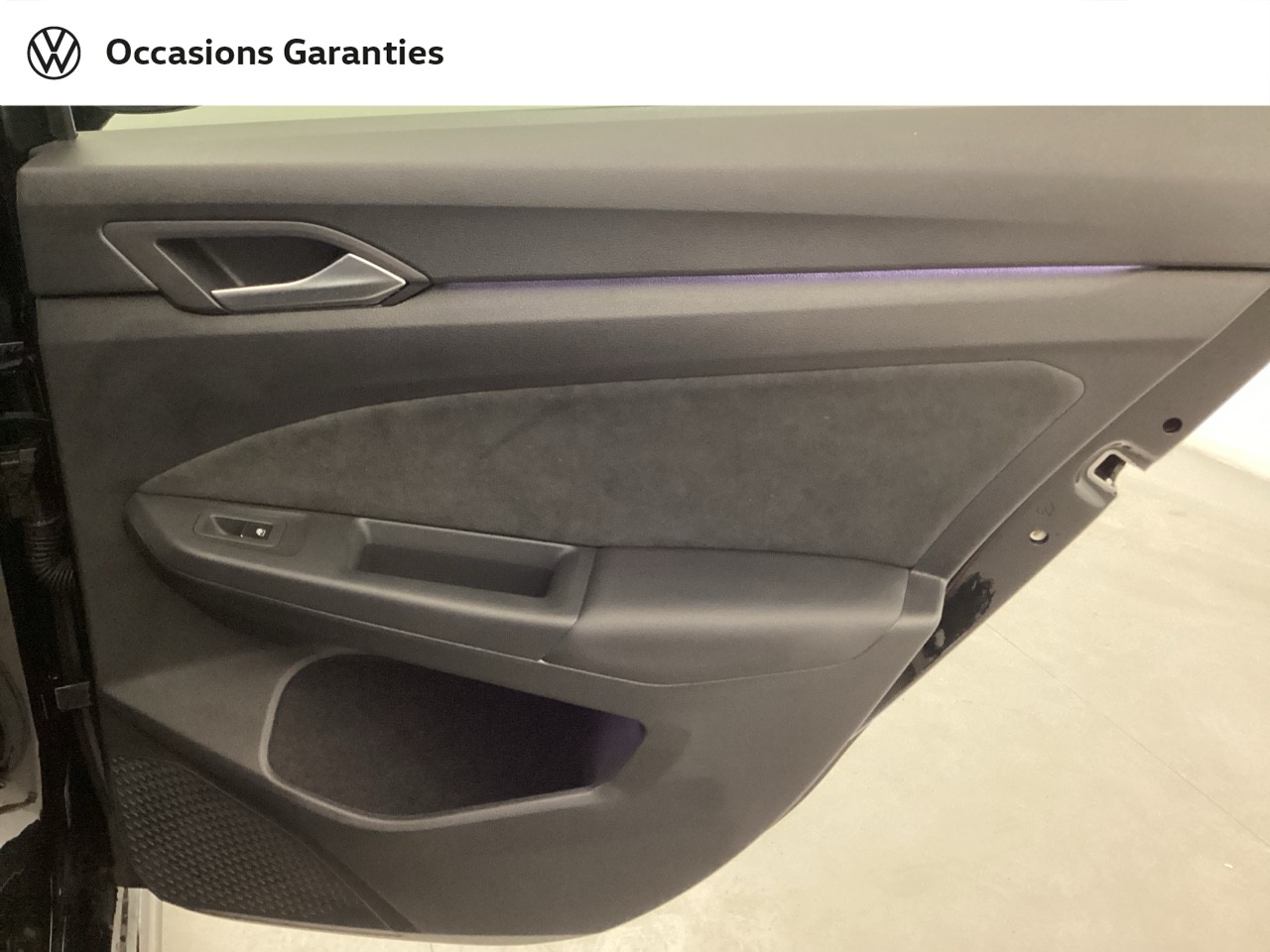 Voitures occasions VOLKSWAGEN GOLF R-Line Nice