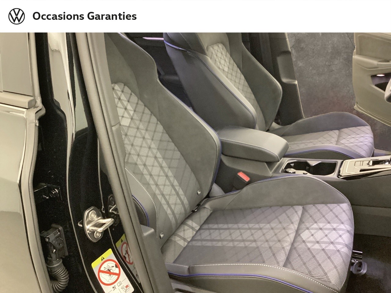 Voitures occasions VOLKSWAGEN GOLF R-Line Nice