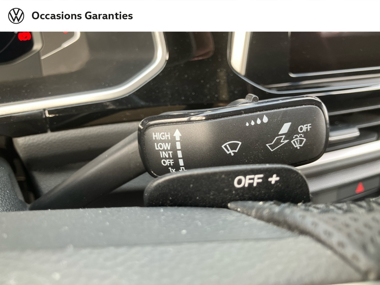 Voitures occasions VOLKSWAGEN T-Roc Cabriolet R-Line Villeneuve-d'Ascq