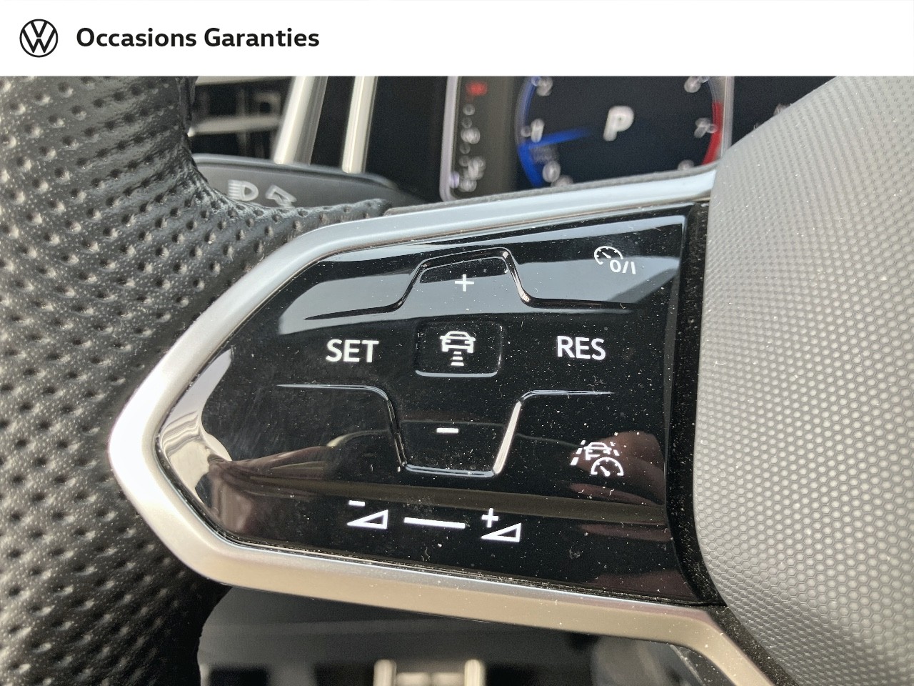 Voitures occasions VOLKSWAGEN T-Roc Cabriolet R-Line Villeneuve-d'Ascq
