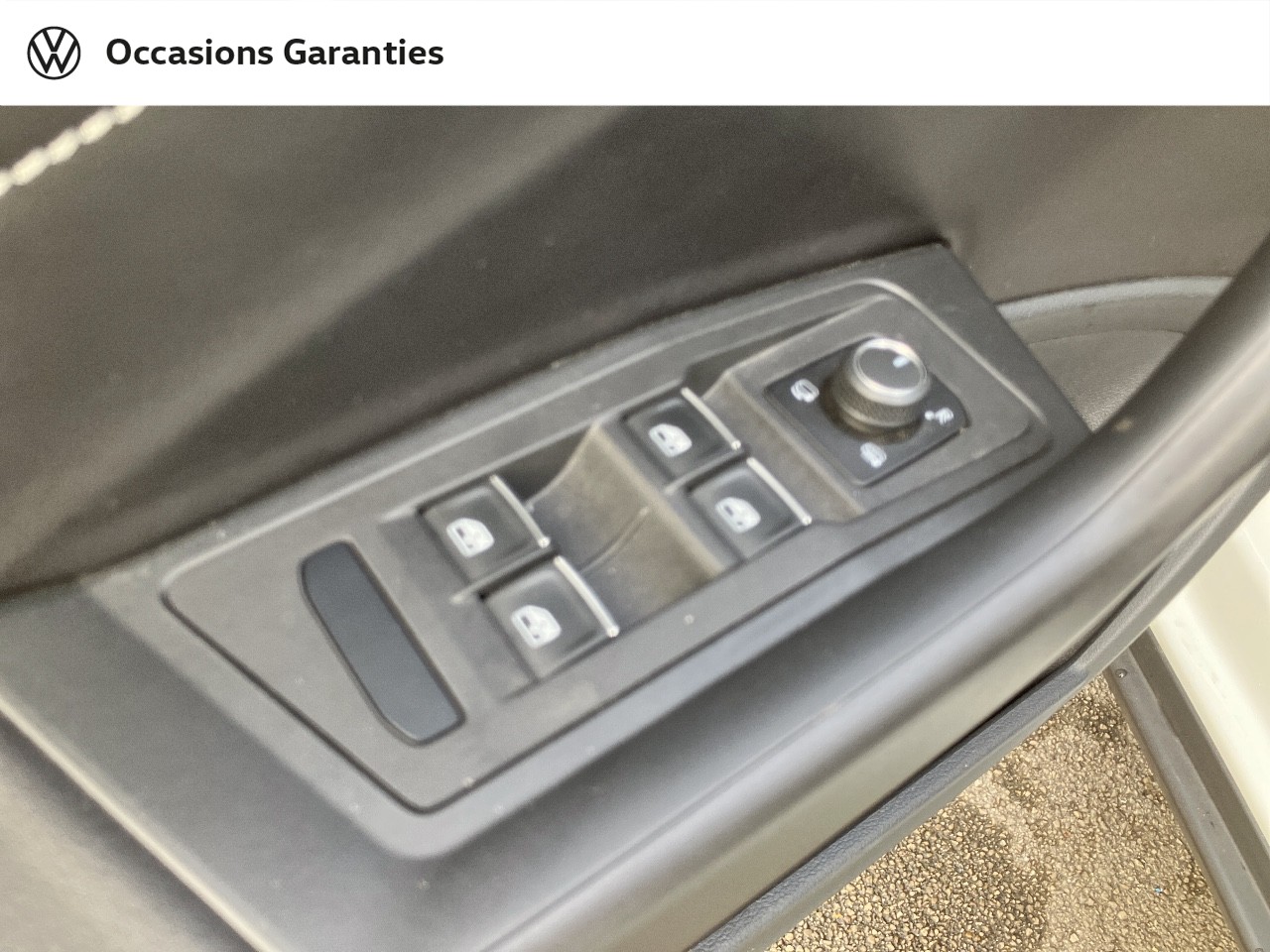 Voitures occasions VOLKSWAGEN T-Roc Cabriolet R-Line Villeneuve-d'Ascq