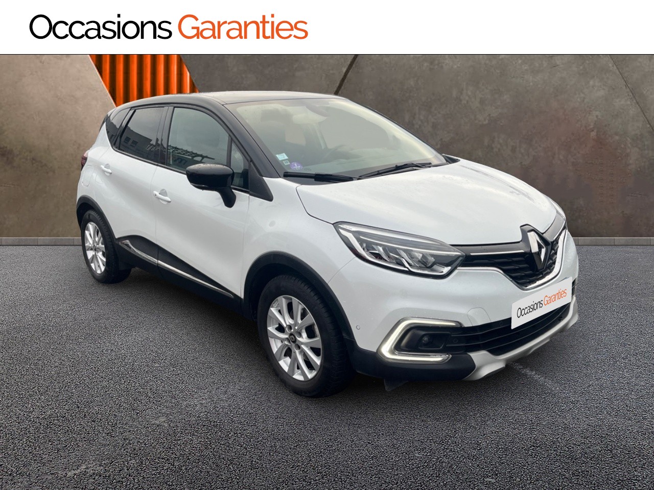 Voitures occasions RENAULT CAPTUR Intens Metz