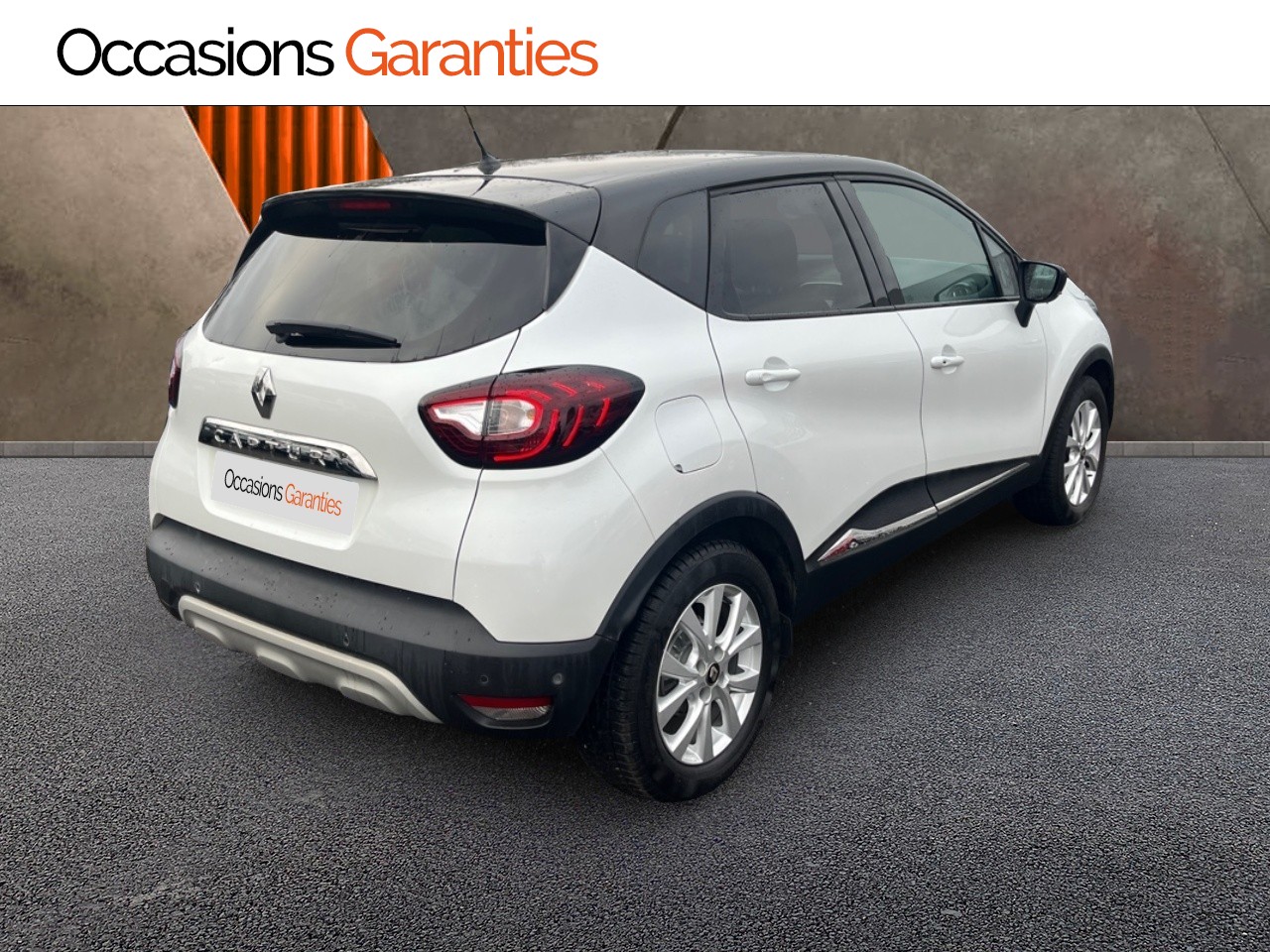 Voitures occasions RENAULT CAPTUR Intens Metz
