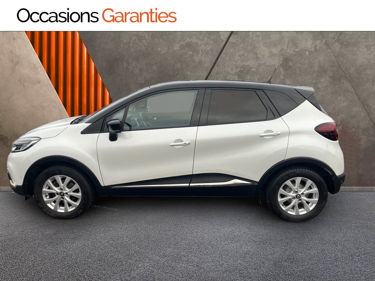 Voitures occasions RENAULT CAPTUR Intens Metz