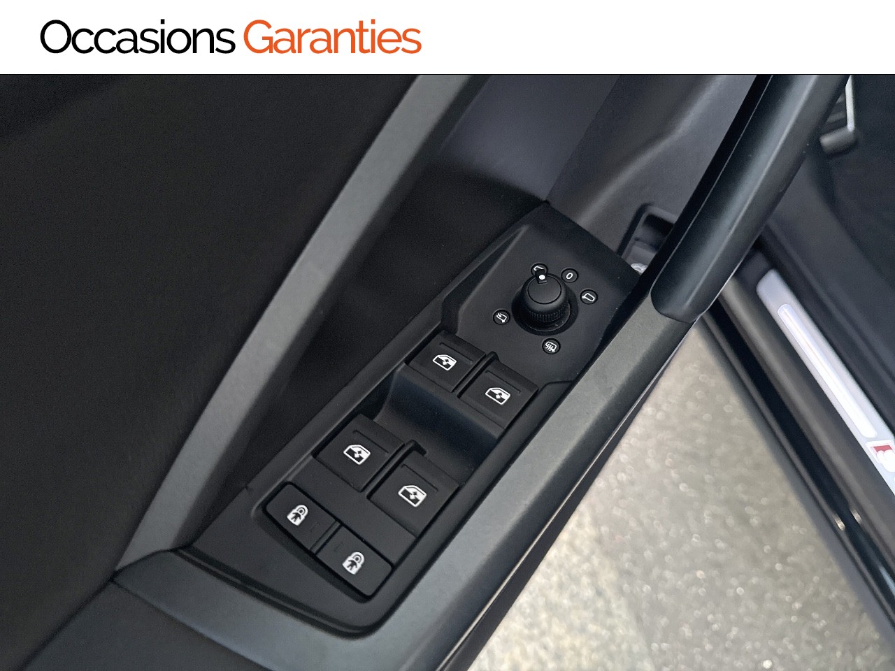 Voitures occasions Audi Q3 Sportback S line Paris