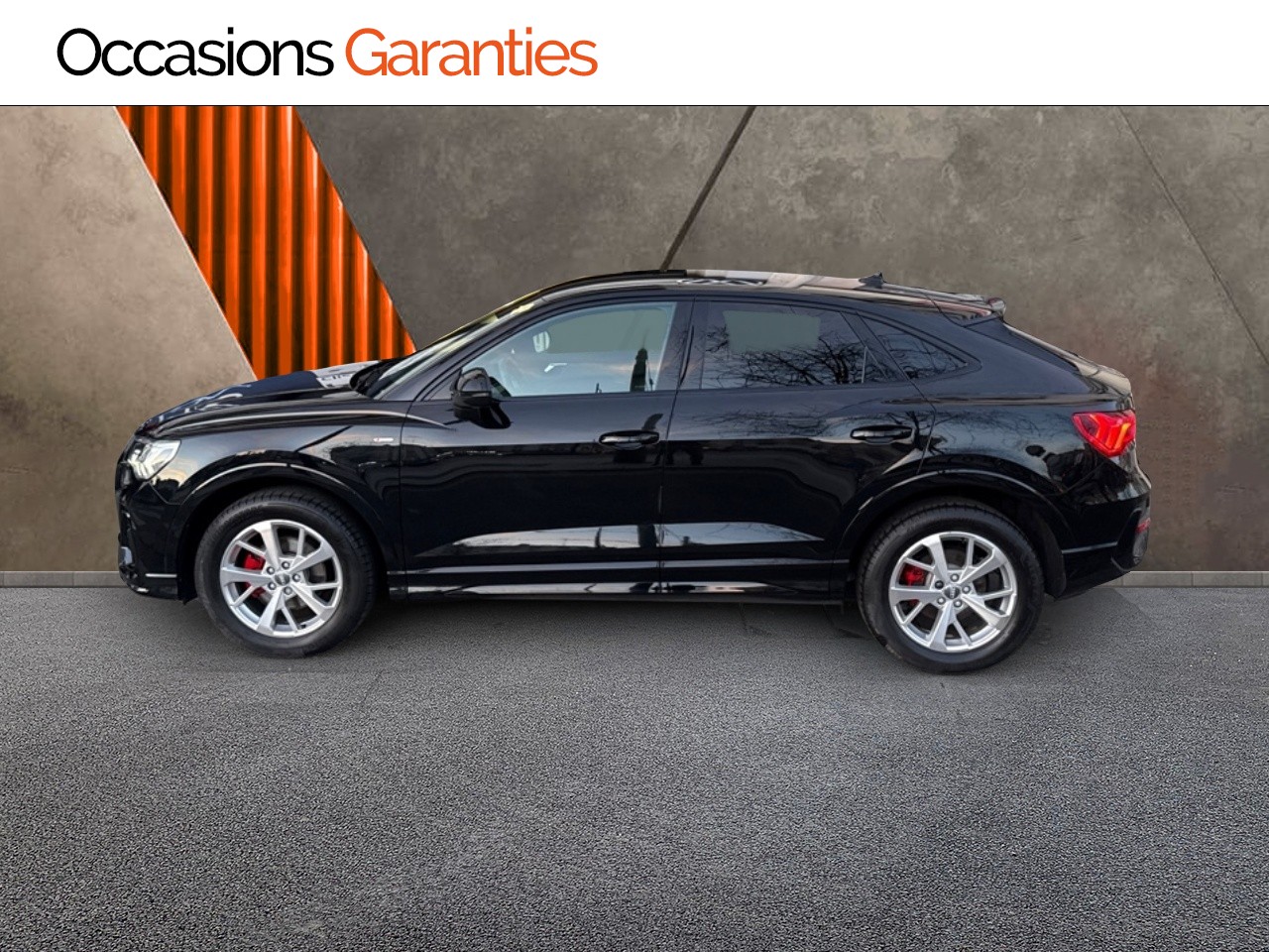 Voitures occasions Audi Q3 Sportback S line Paris