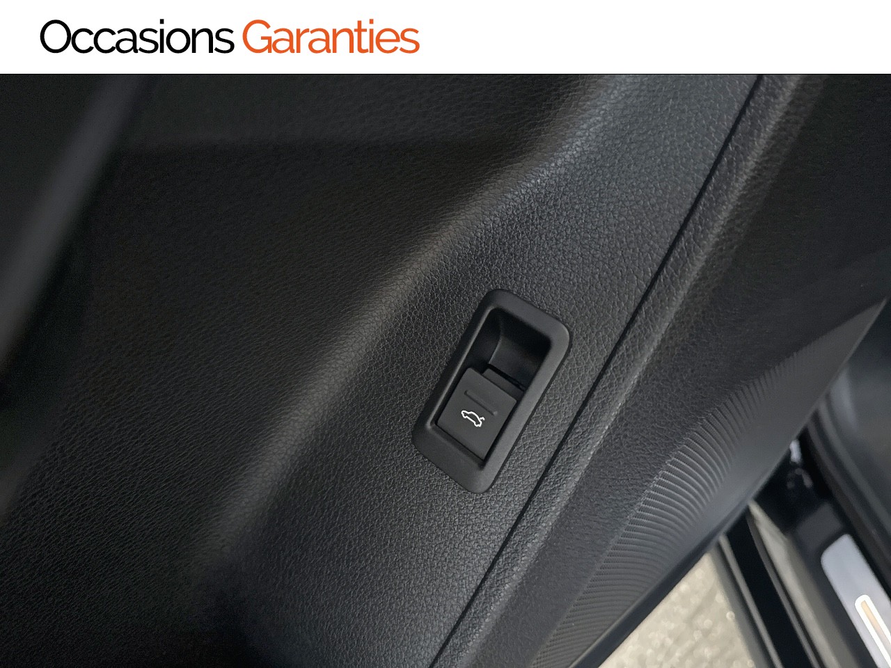 Voitures occasions Audi Q3 Sportback S line Paris