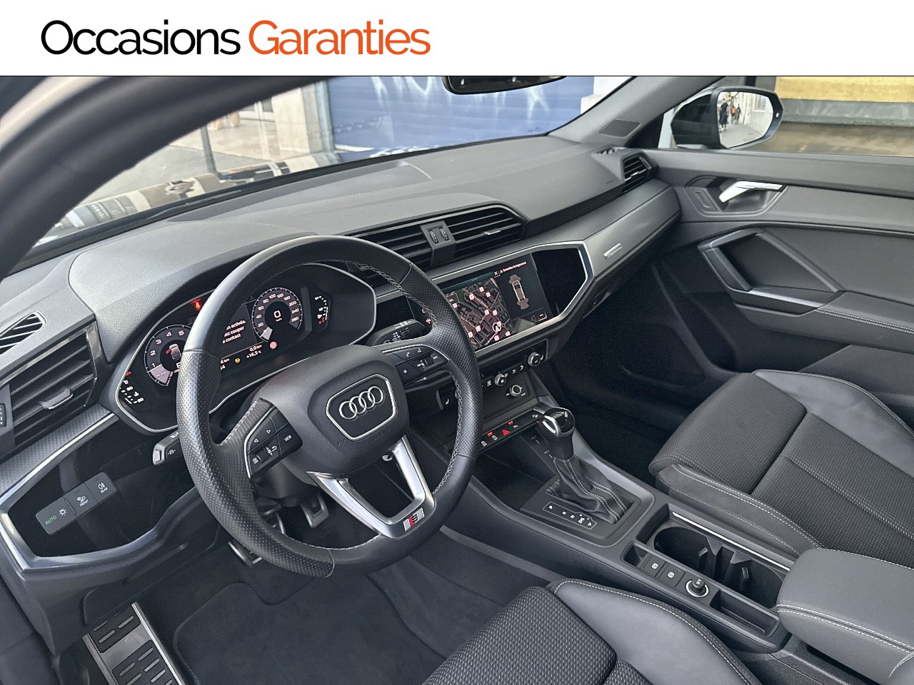 Voitures occasions Audi Q3 Sportback S line Paris