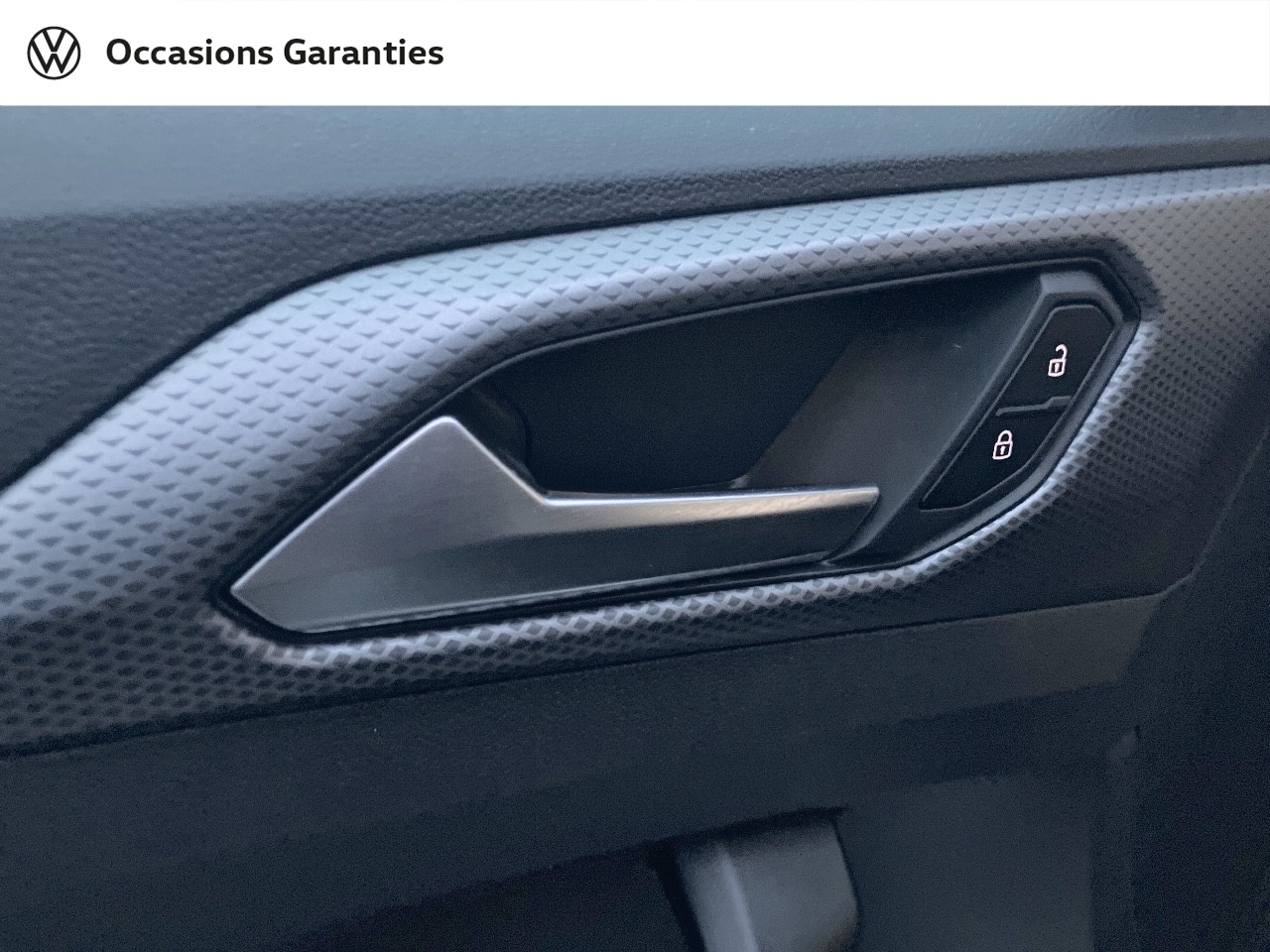 Voitures occasions VOLKSWAGEN T-CROSS Active Villeneuve-d'Ascq