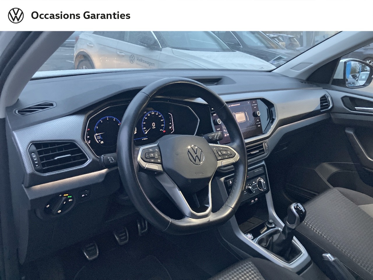 Voitures occasions VOLKSWAGEN T-CROSS Active Villeneuve-d'Ascq