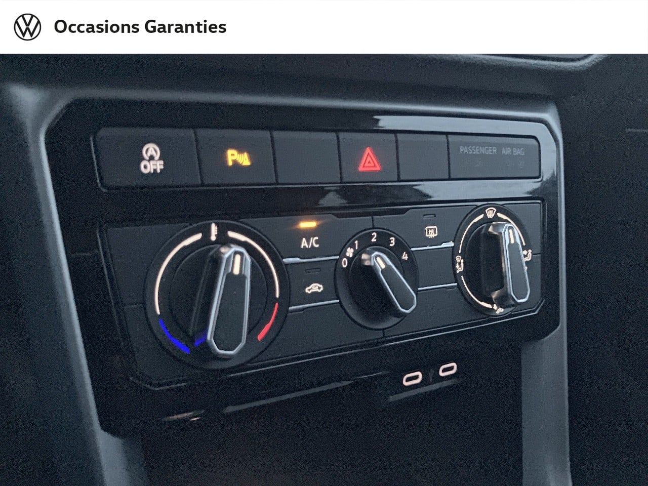 Voitures occasions VOLKSWAGEN T-CROSS Active Villeneuve-d'Ascq