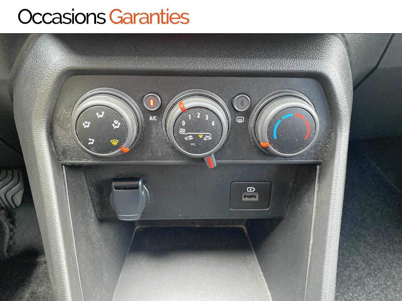 Voitures occasions DACIA SANDERO Expression Rivery