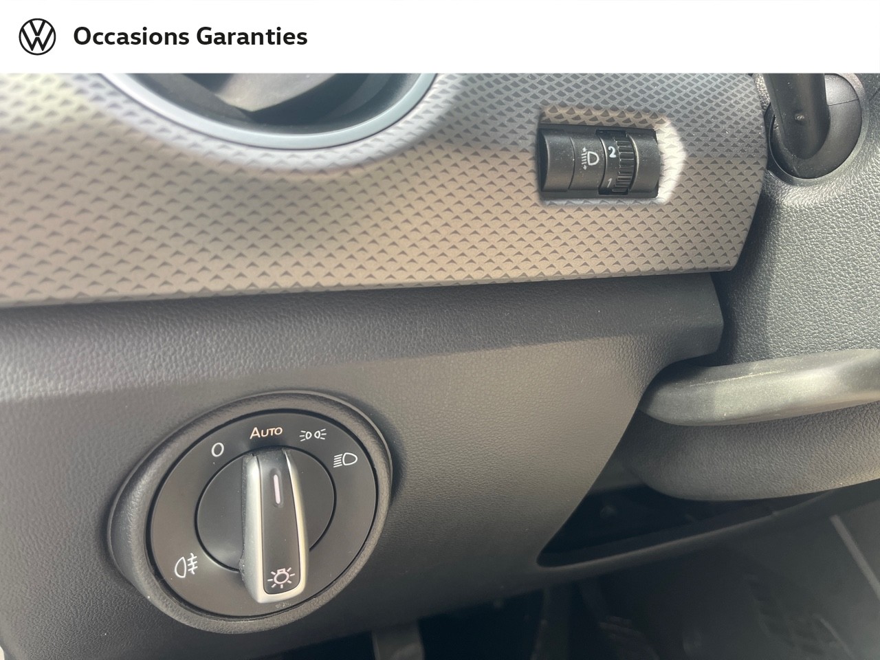 Voitures occasions VOLKSWAGEN up! Active Saint-Grégoire