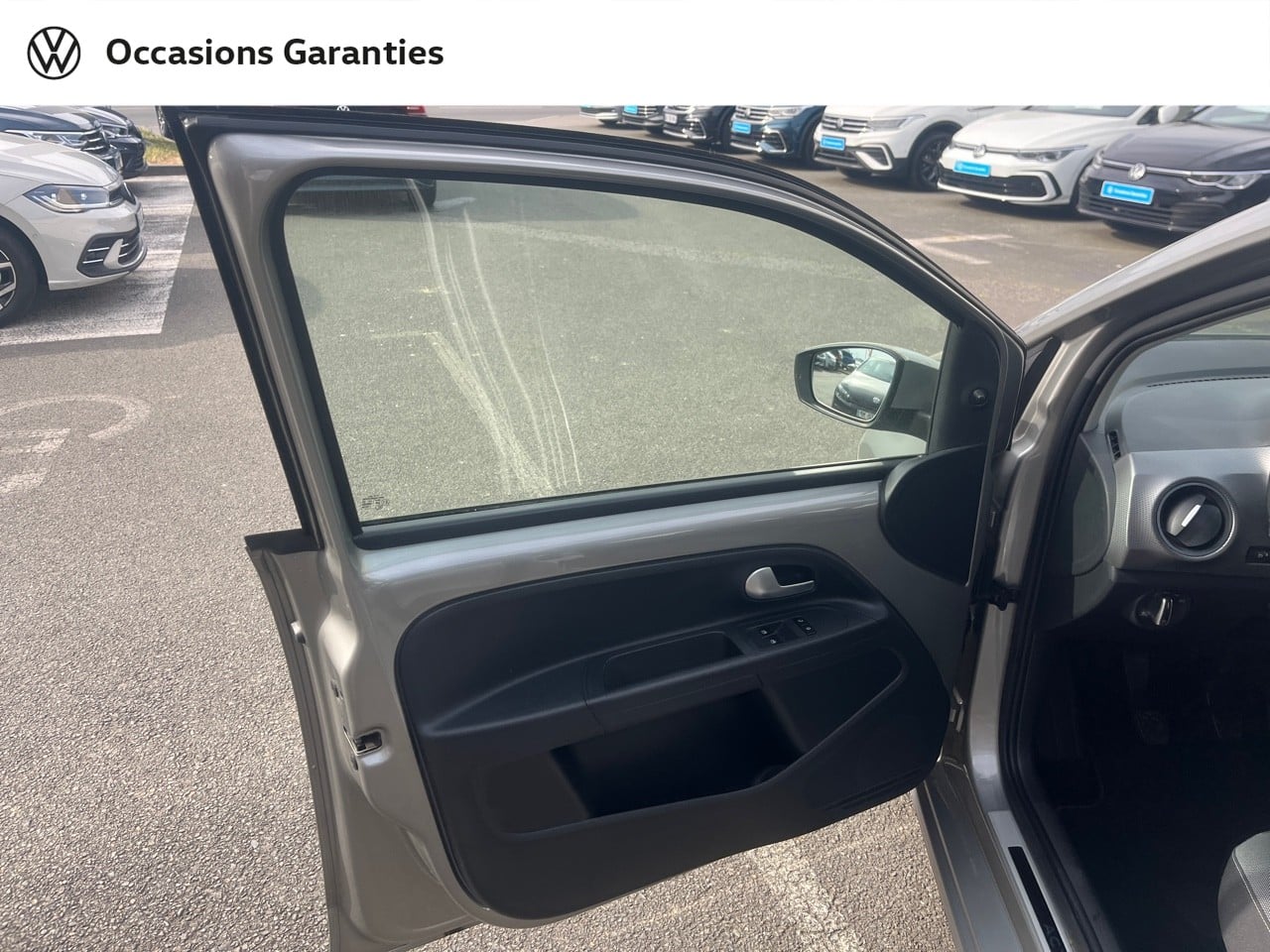 Voitures occasions VOLKSWAGEN up! Active Saint-Grégoire
