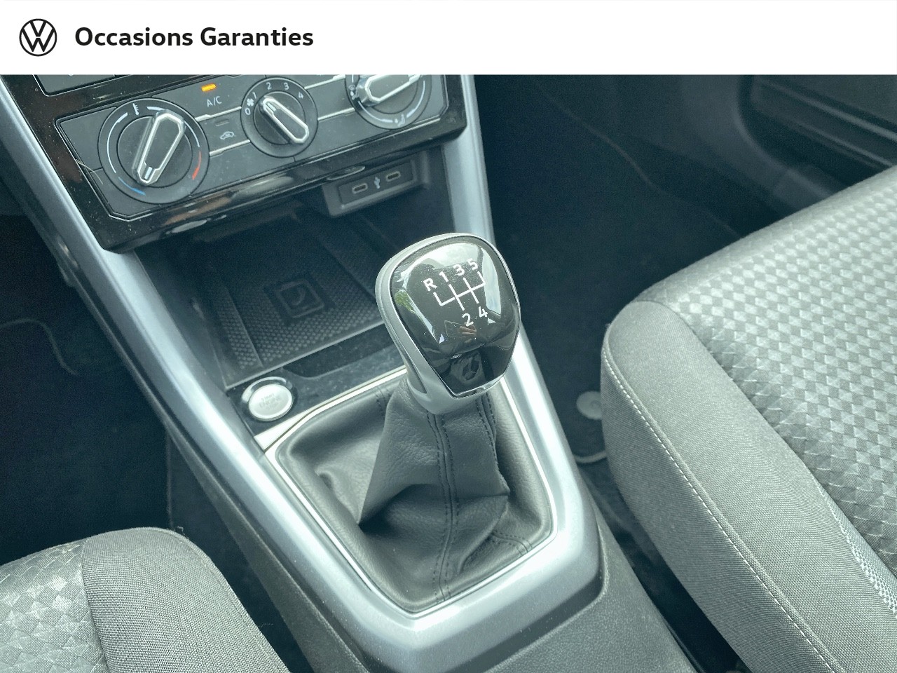 Voitures occasions VOLKSWAGEN T-CROSS Active Rezé