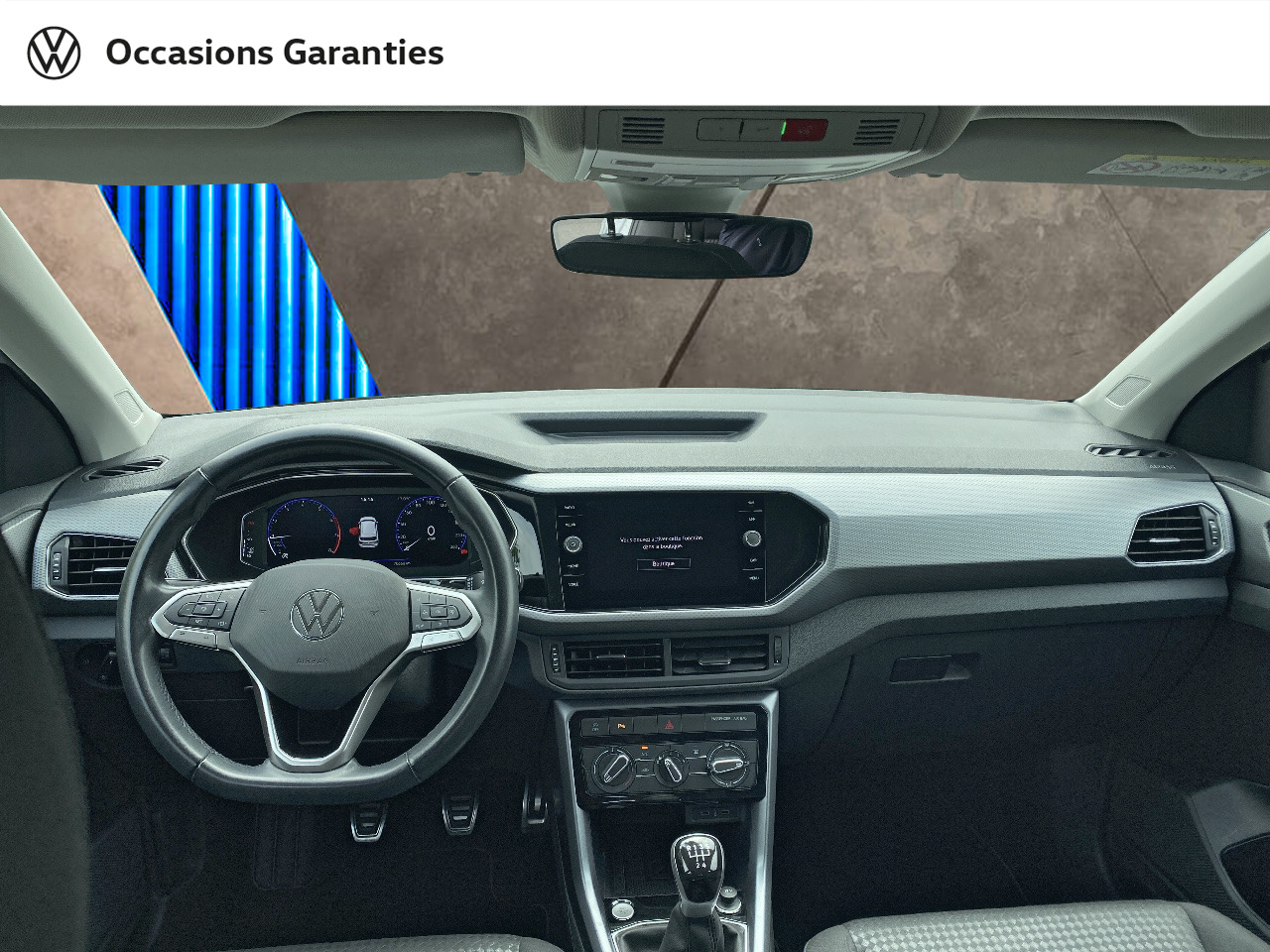 Voitures occasions VOLKSWAGEN T-CROSS Active Rezé