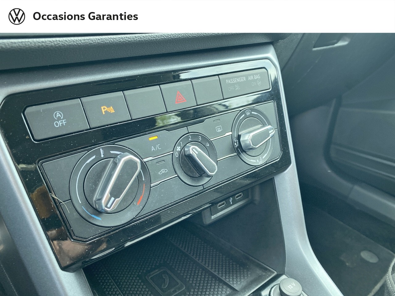 Voitures occasions VOLKSWAGEN T-CROSS Active Rezé