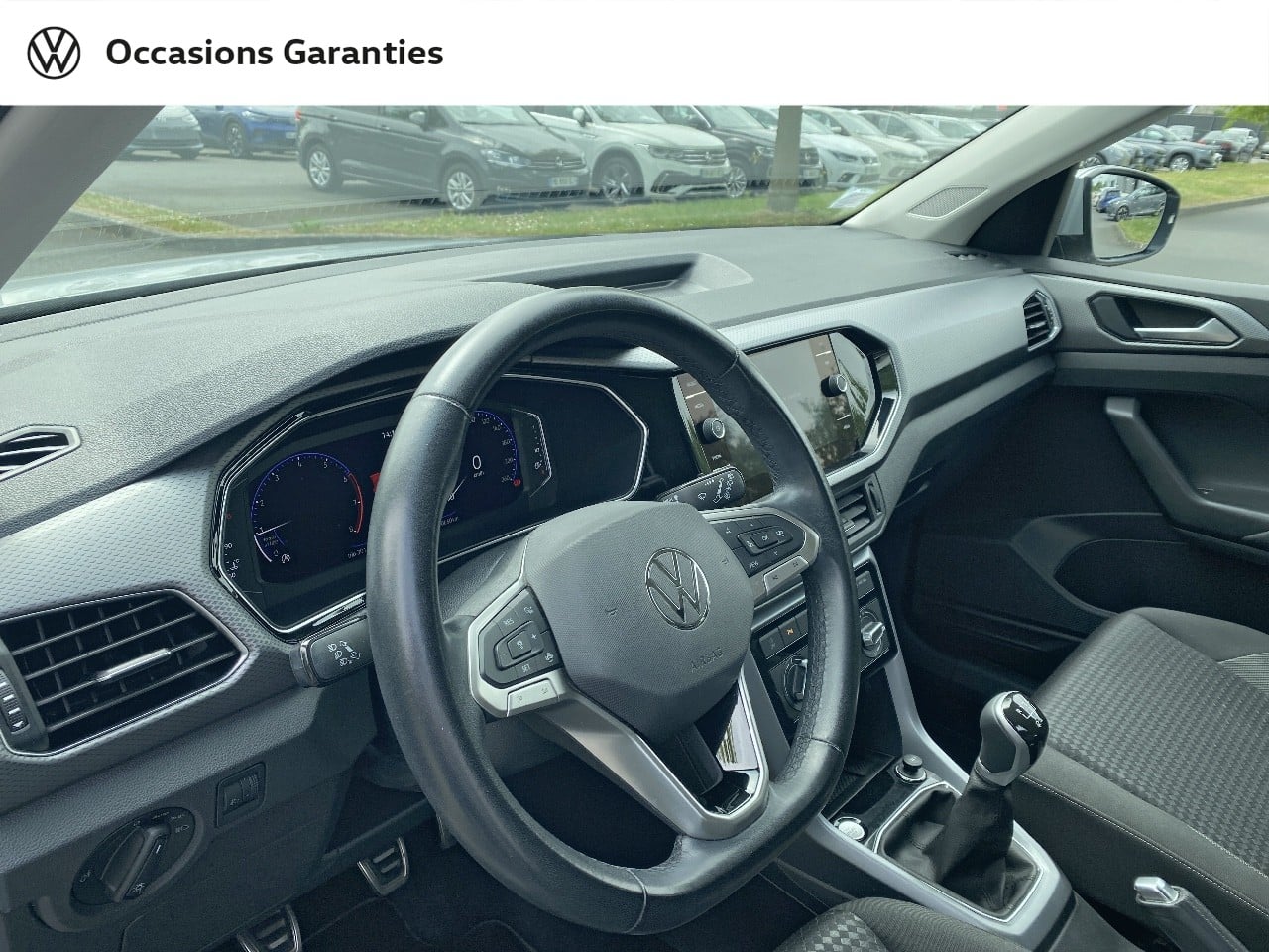 Voitures occasions VOLKSWAGEN T-CROSS Active Rezé