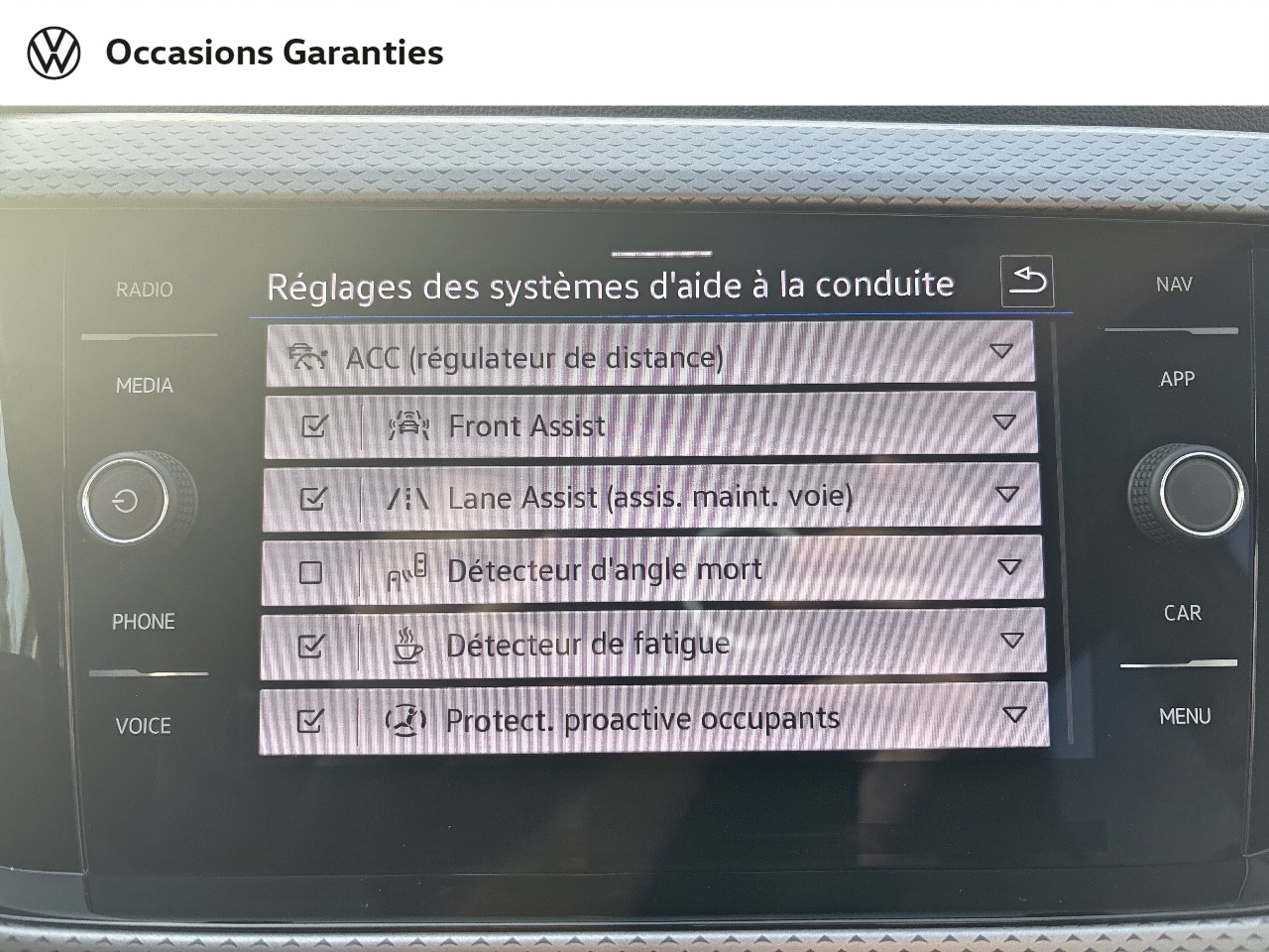 Voitures occasions VOLKSWAGEN T-CROSS Active Thionville