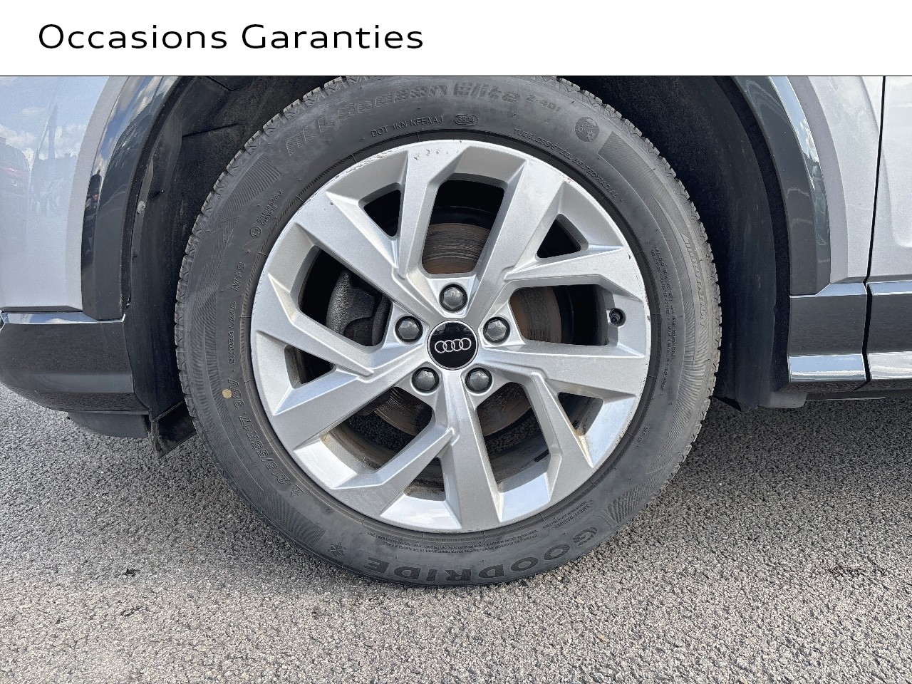 Voitures occasions Audi Q2 Design Lens