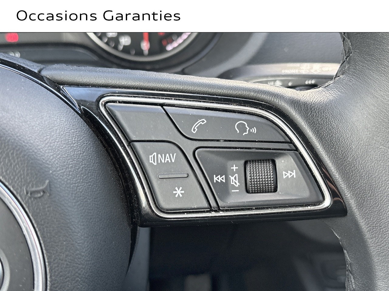 Voitures occasions Audi Q2 Design Lens