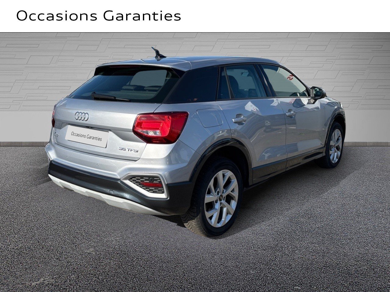 Voitures occasions Audi Q2 Design Lens