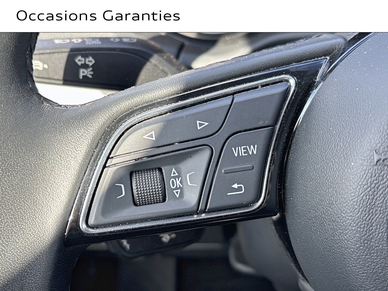 Voitures occasions Audi Q2 Design Lens