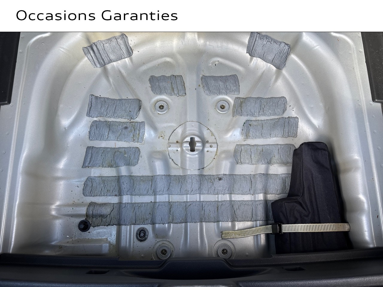 Voitures occasions Audi Q2 Design Lens