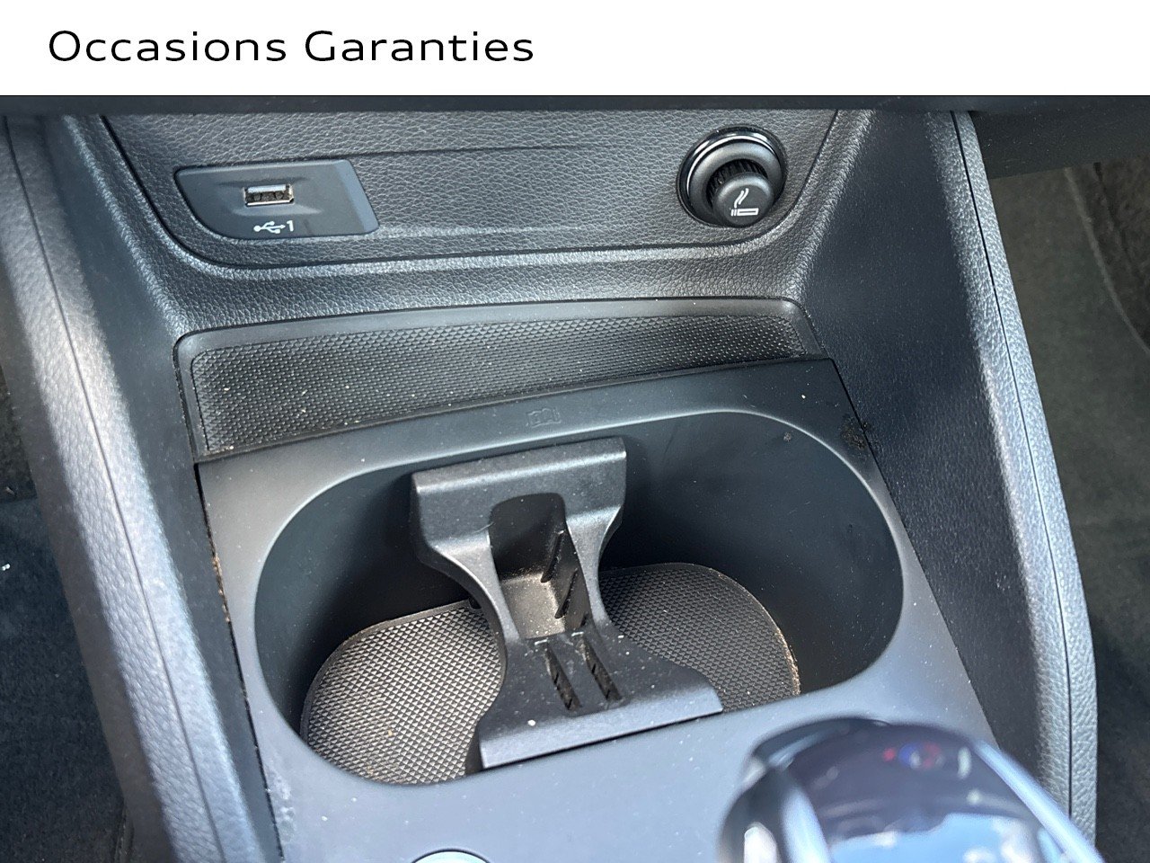 Voitures occasions Audi Q2 Design Lens