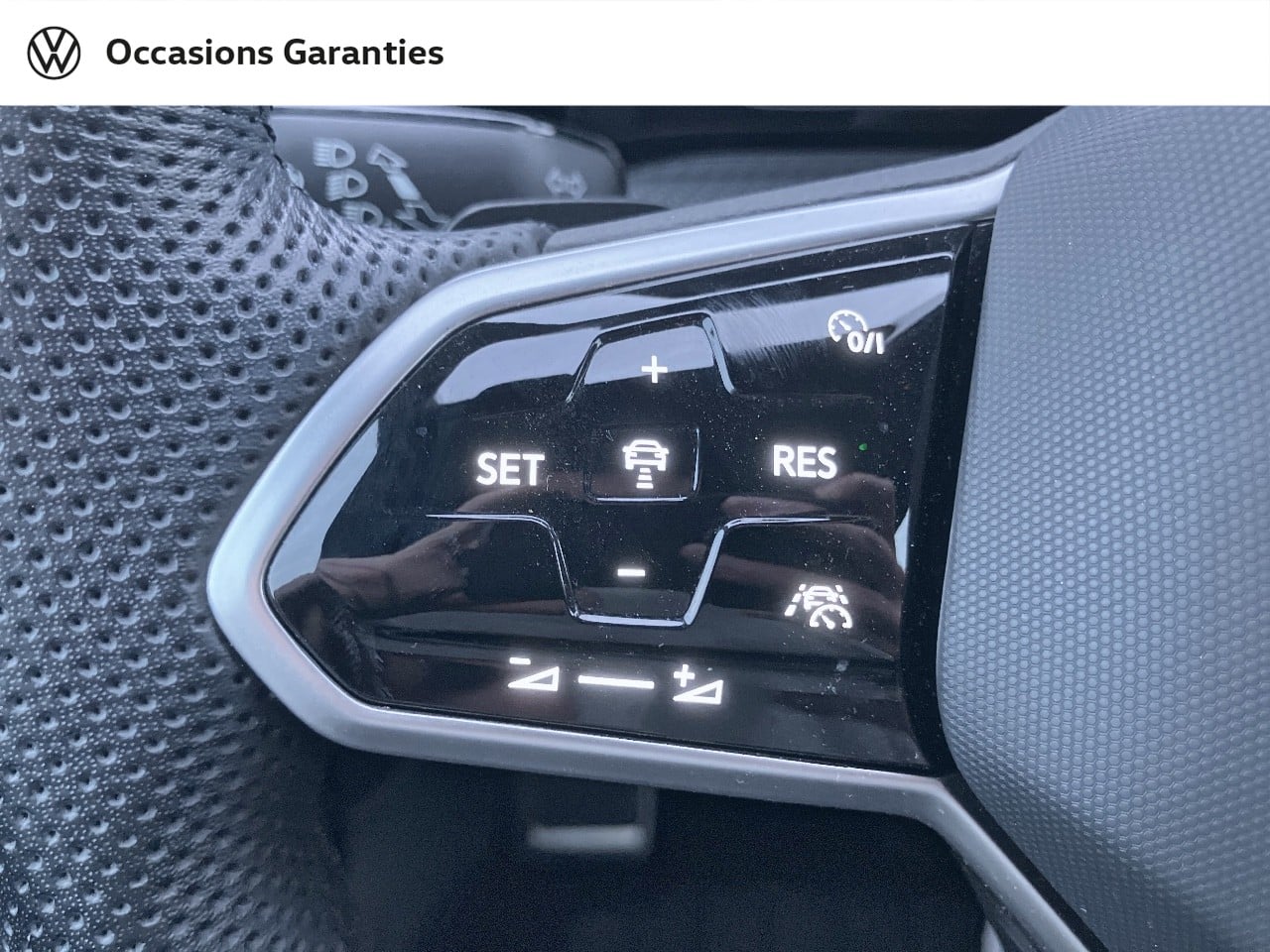 Voitures occasions VOLKSWAGEN GOLF R-Line Longeville-lès-Saint-Avold