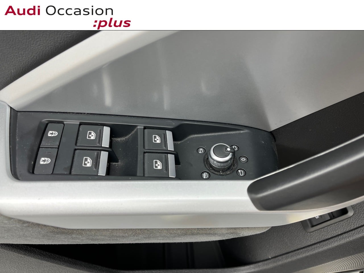 Voitures occasions Audi Q3 Design Luxe Orvault