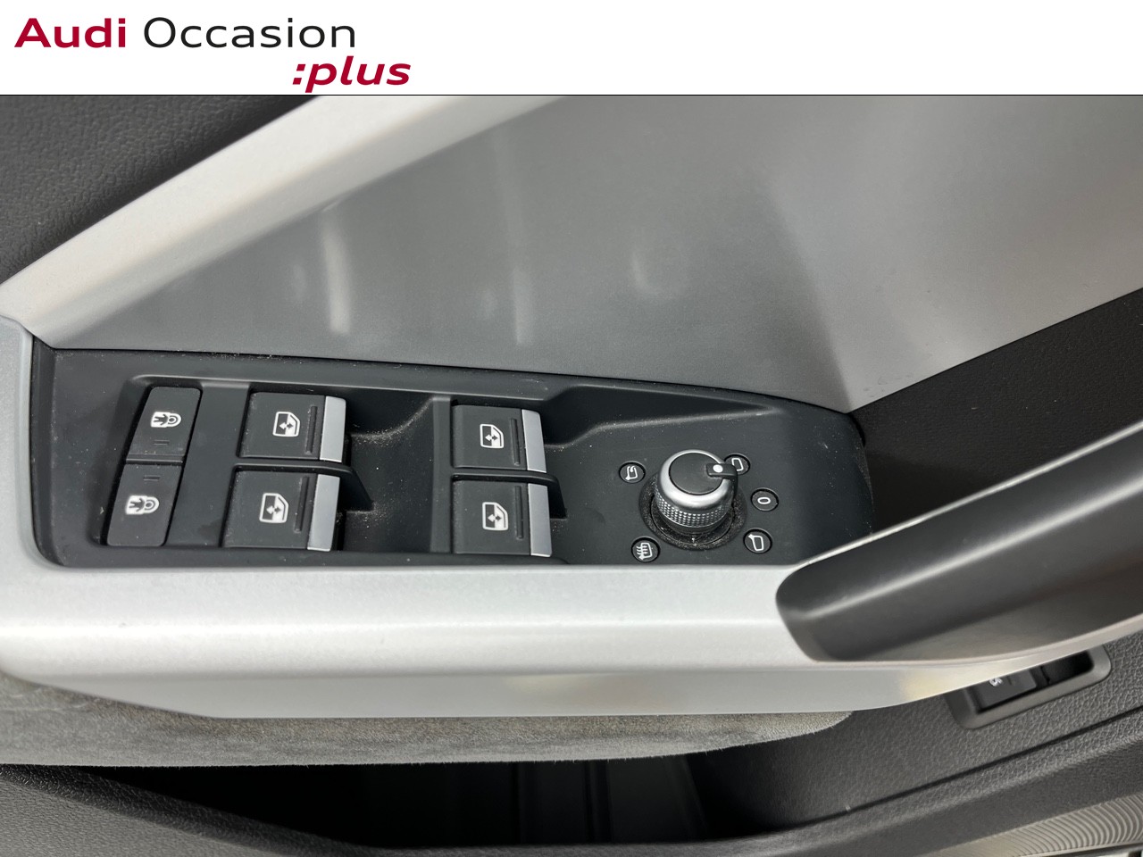 Voitures occasions Audi Q3 Design Luxe Orvault