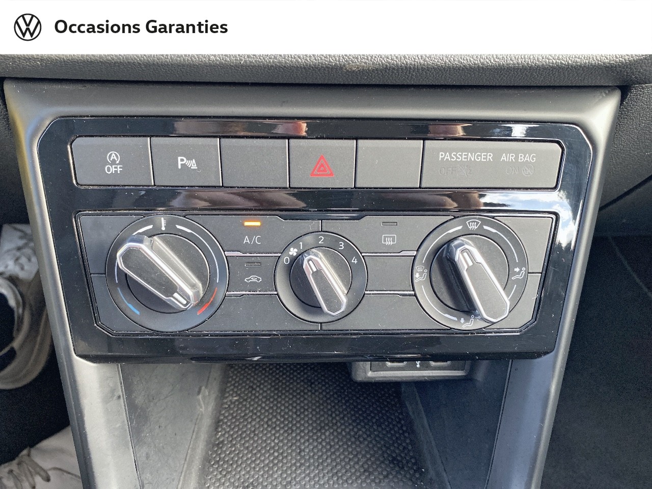 Voitures occasions VOLKSWAGEN T-CROSS Life Tech Rivery