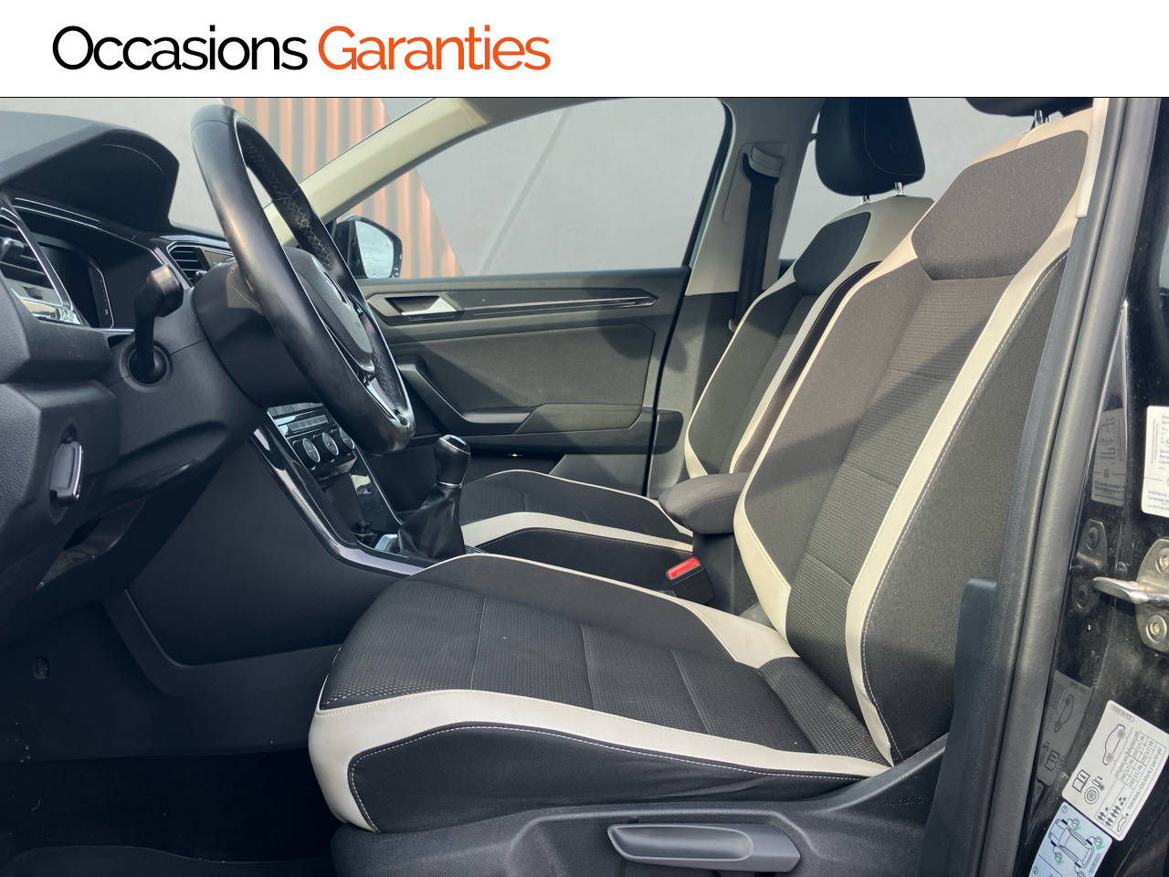 Voitures occasions VOLKSWAGEN T-ROC Carat Hazebrouck