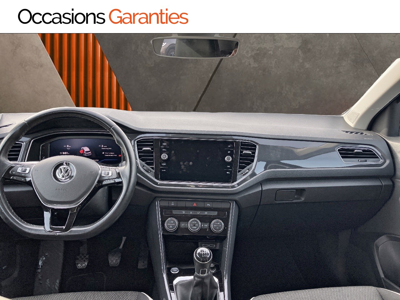 Voitures occasions VOLKSWAGEN T-ROC Carat Hazebrouck