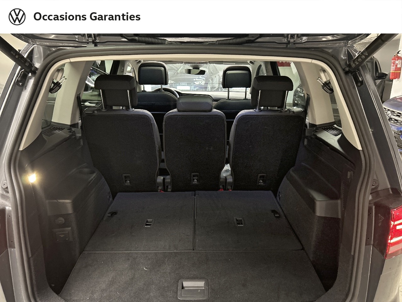 Voitures occasions VOLKSWAGEN Golf SW R-Line Paris