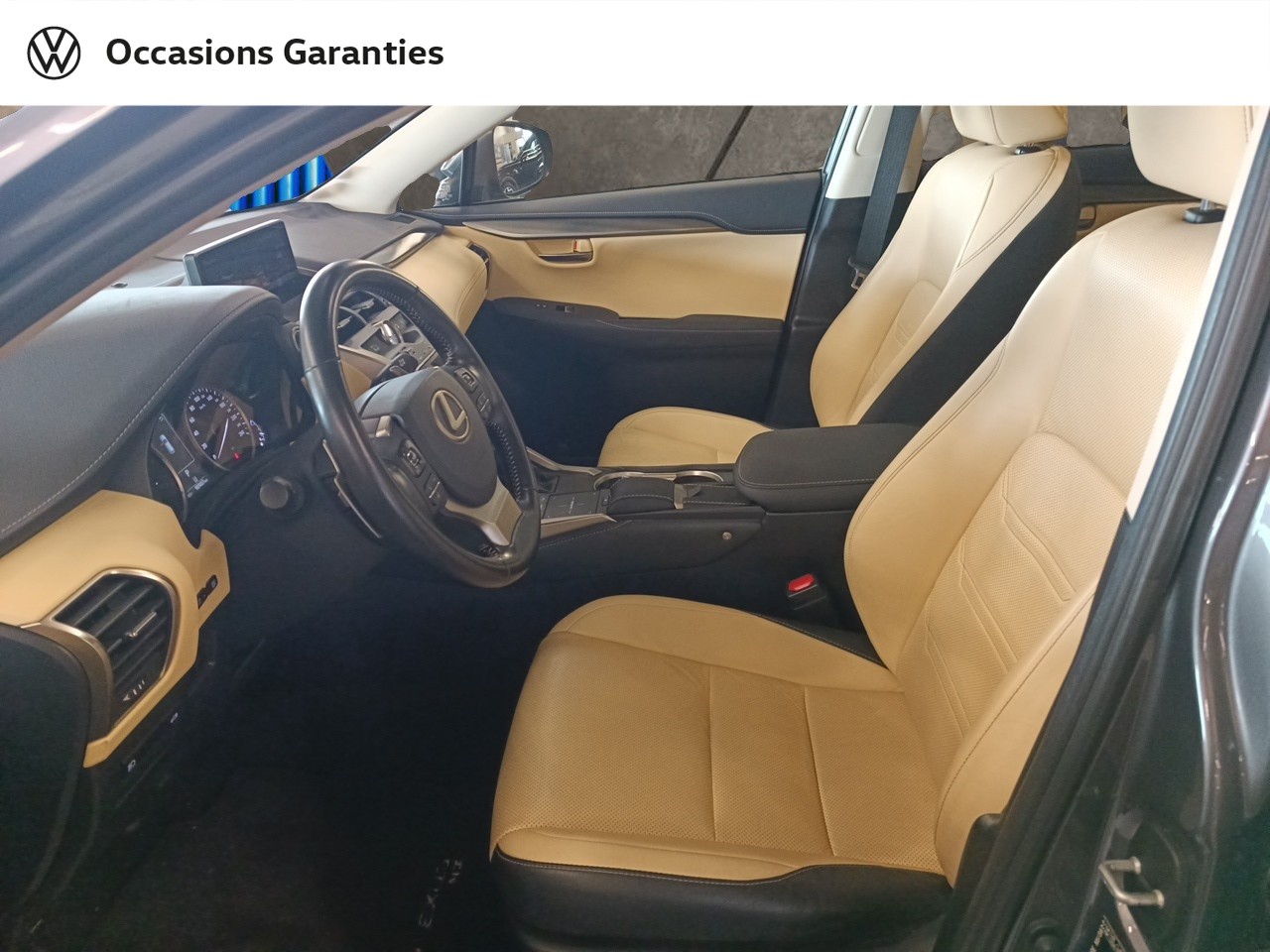 Voitures occasions LEXUS NX Luxe Laxou