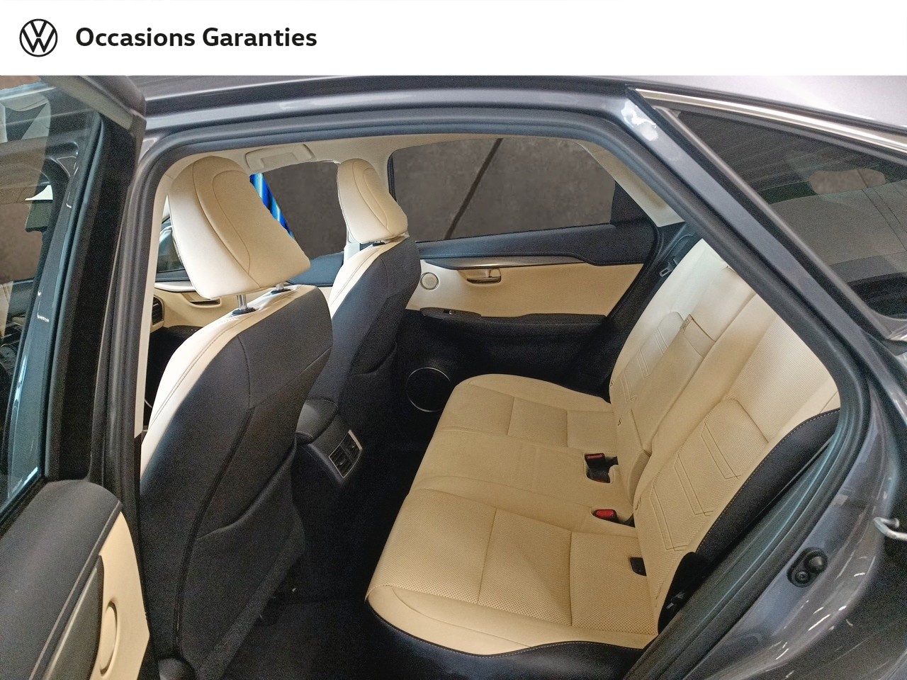 Voitures occasions LEXUS NX Luxe Laxou